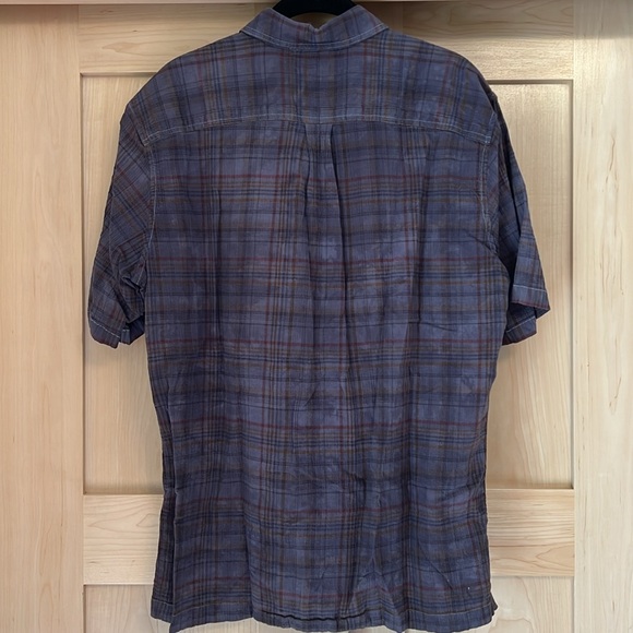 Men’s large classic fit Eddie Bauer plaid and tie dye button down - Picture 5 of 6